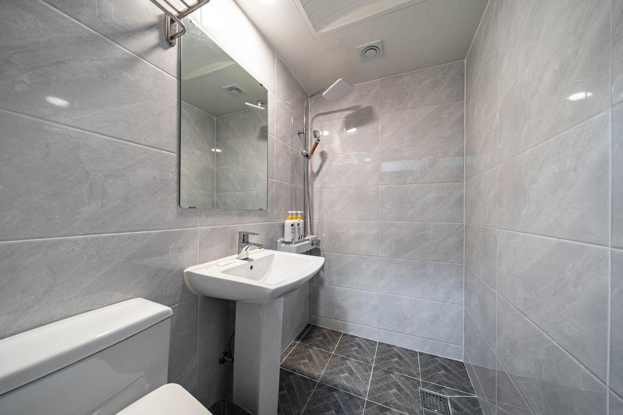 אינצ'ון Hotel Rodem מראה חיצוני תמונה