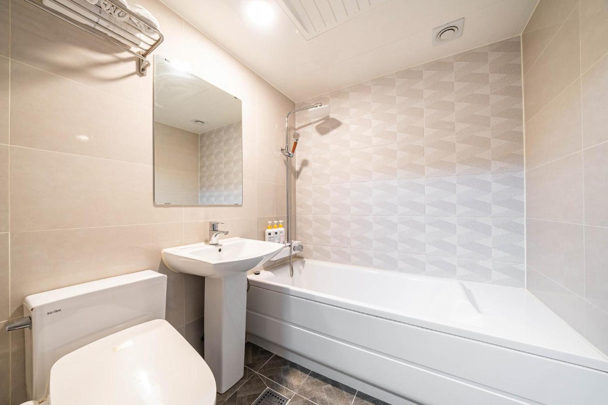 אינצ'ון Hotel Rodem מראה חיצוני תמונה